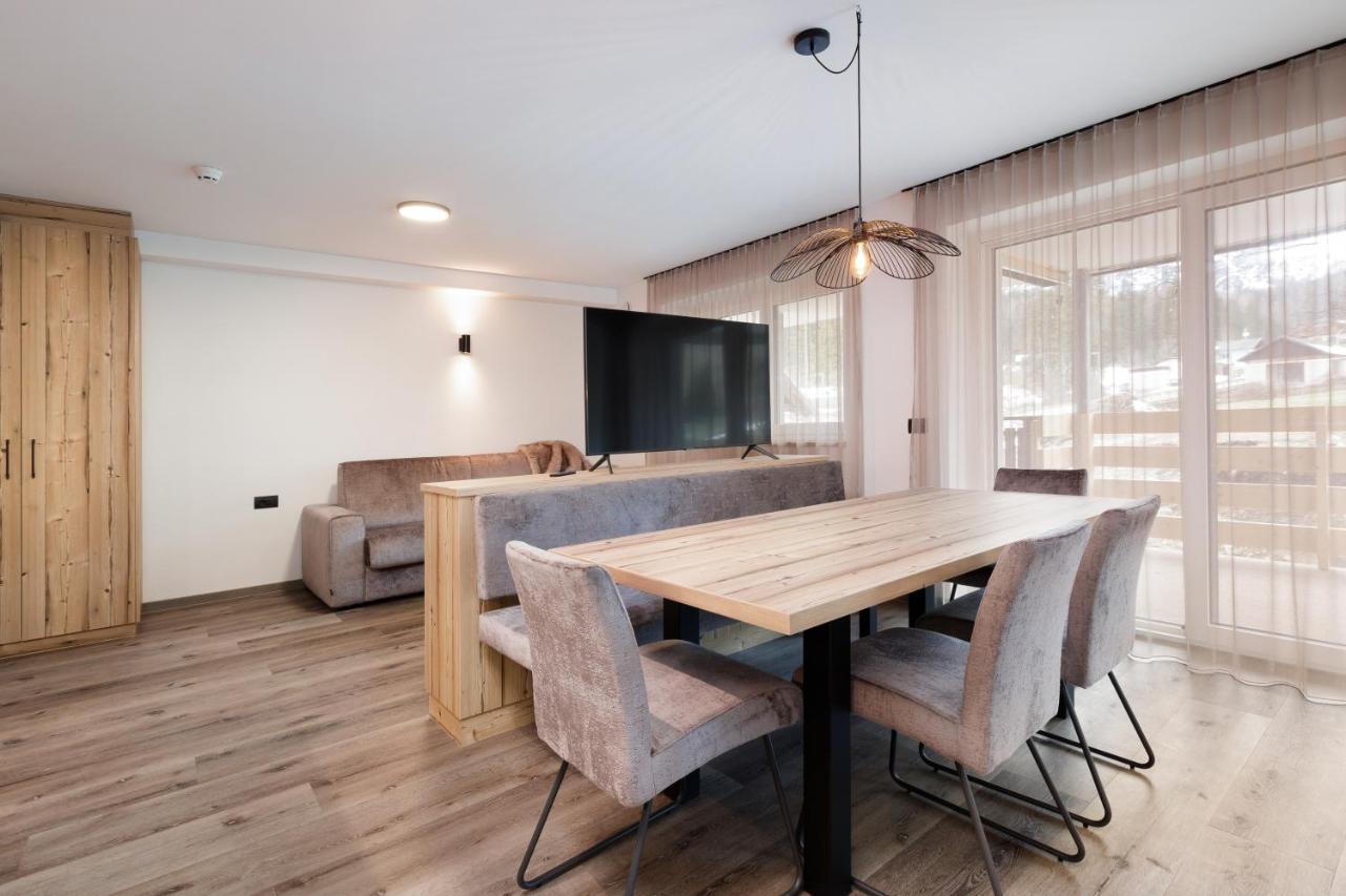 Apartments Pragser Wildsee Winklwiese 외부 사진